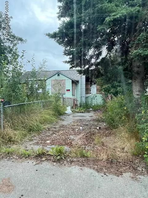 802 N Bunn ST, Anchorage, AK 99508