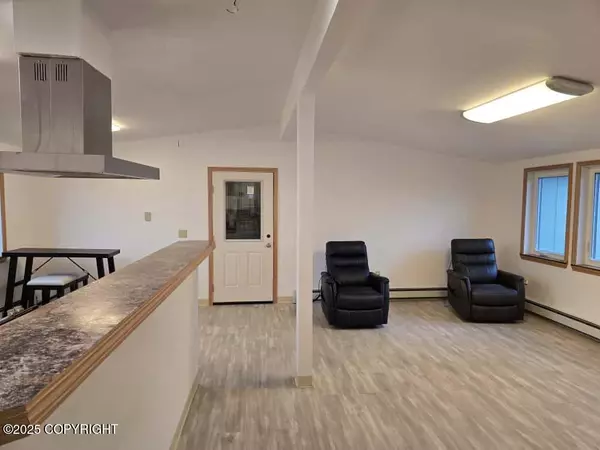 Barrow, AK 99723,6108 Herman ST