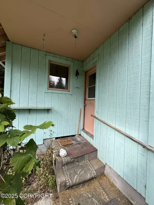 Seward, AK 99664,607 First AVE