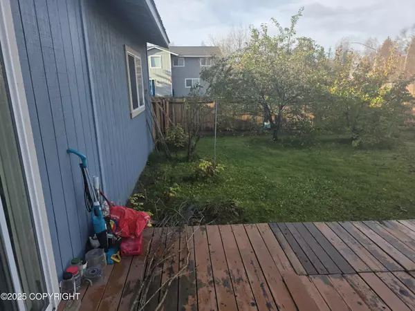 Anchorage, AK 99518,1121 W 77th AVE