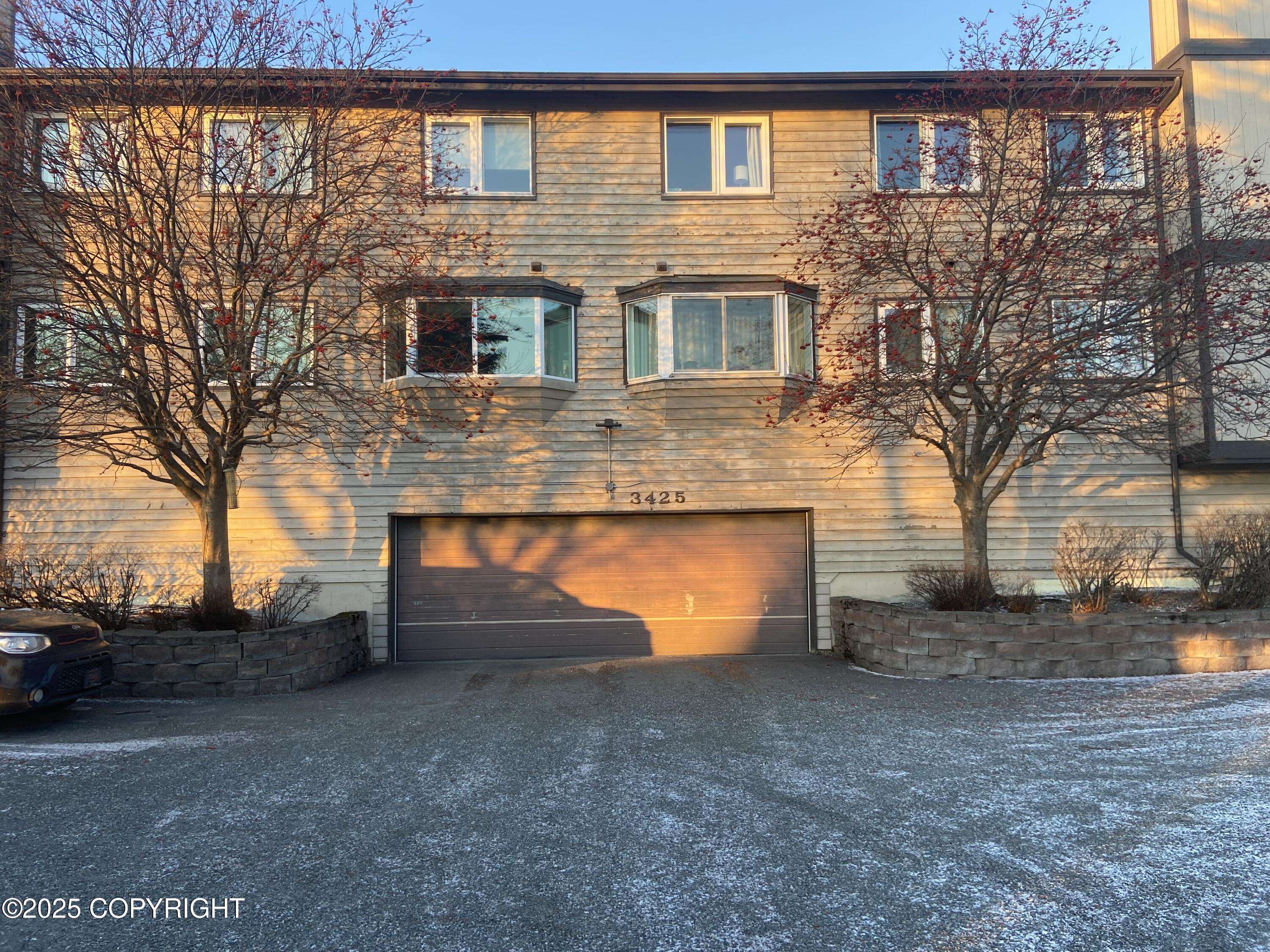 3425 Lakeshore DR #A3, Anchorage, AK 99517