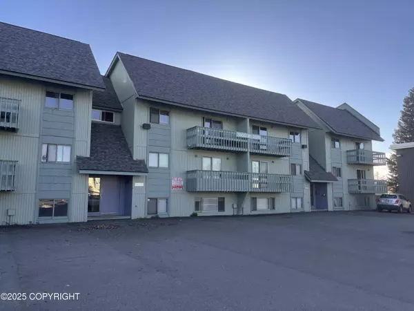 1400 W 25th AVE #17, Anchorage, AK 99503