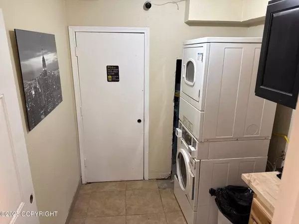 Anchorage, AK 99508,716 N Flower ST