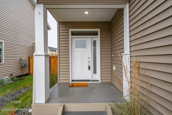 Anchorage, AK 99502,8698 Dry Creek Loop LOOP #61A