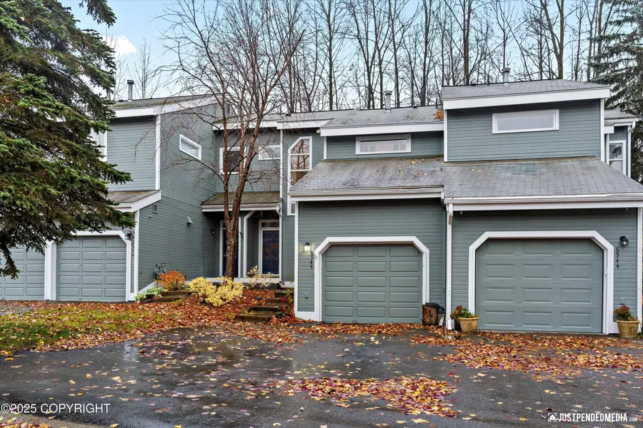 6546 Cimarron CIR, Anchorage, AK 99504