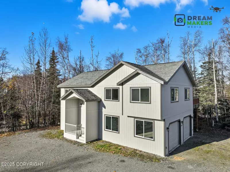 2255 N Pearl RD, Wasilla, AK 99654