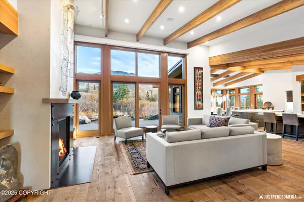 Anchorage, AK 99507,10400 Blackwolf CIR
