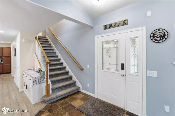 Chugiak, AK 99567,21701 Knik Vista CT