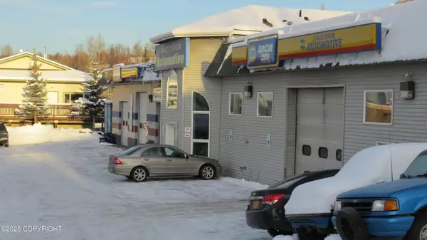 16907 Hanson DR, Eagle River, AK 99577