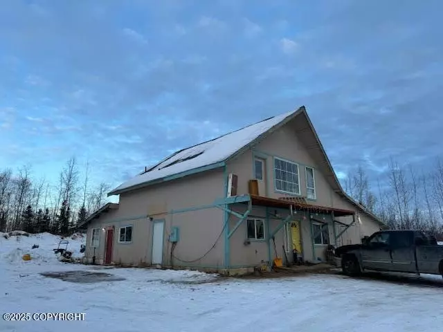 357 N Knapp DR, Big Lake, AK 99652