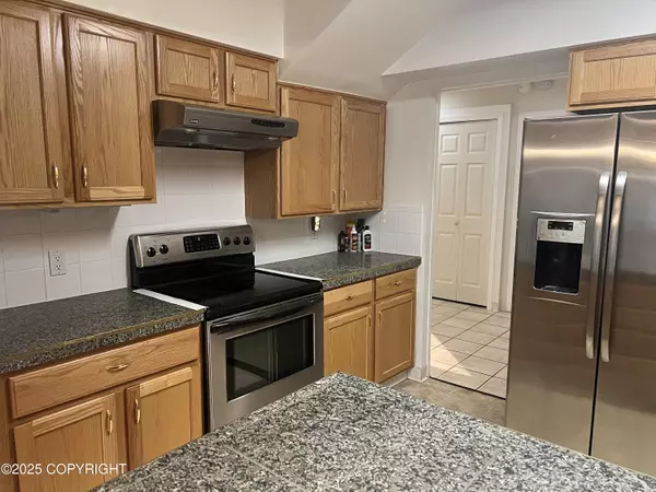 Anchorage, AK 99508,2028 Shepherdia DR