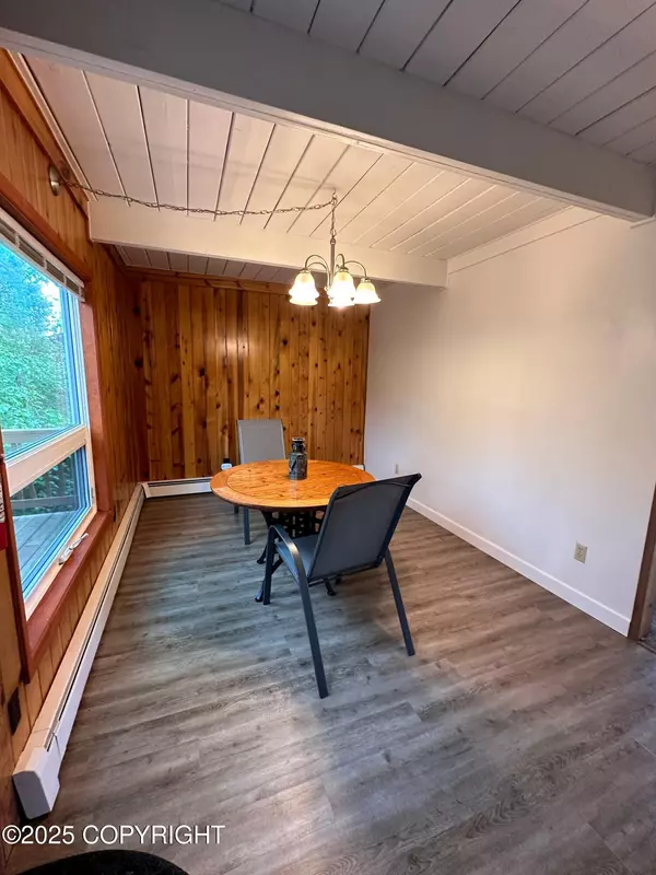 Anchorage, AK 99516,12621 Saunders RD
