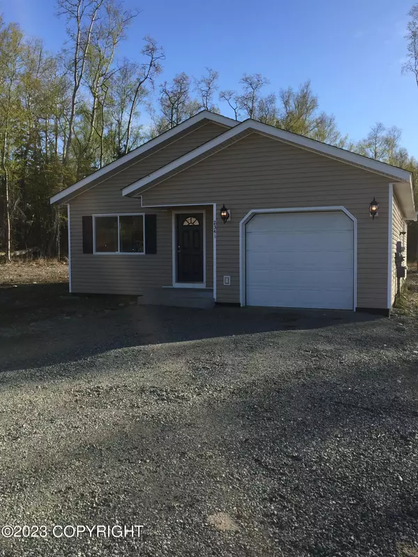 2355 W Eagles Nest CIR, Wasilla, AK 99623