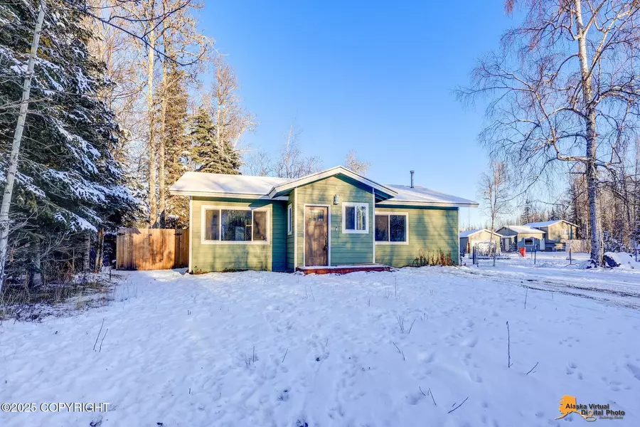 570 S Mike CIR, Wasilla, AK 99623