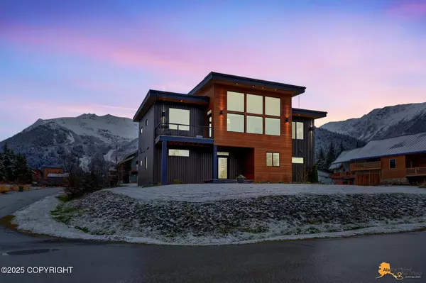 134 Barren AVE, Girdwood, AK 99587
