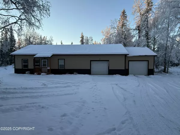 49077 Heights LN, Nikiski/north Kenai, AK 99635
