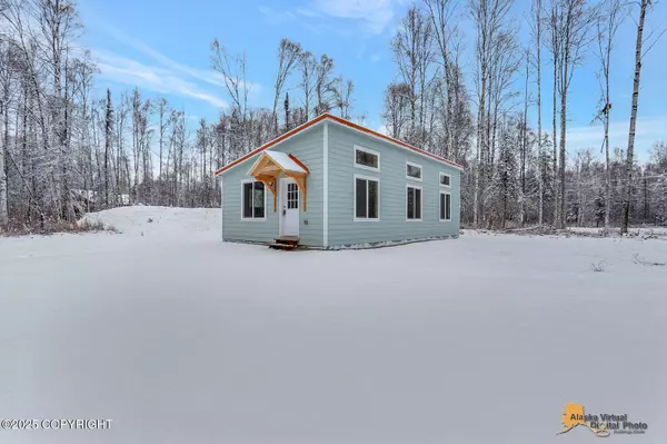 36534 S Long Branch ST, Talkeetna, AK 99676