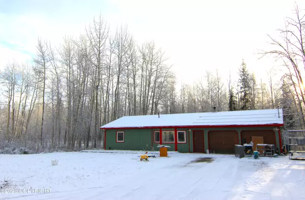 3975 Hollenbeck AVE, North Pole, AK 99705