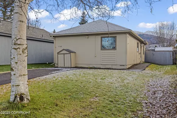 Anchorage, AK 99504,7700 Regal Mountain DR