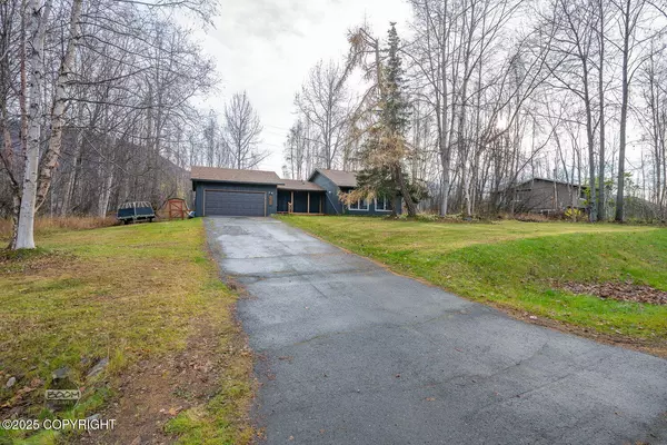 22355 Whispering Birch DR, Chugiak, AK 99567