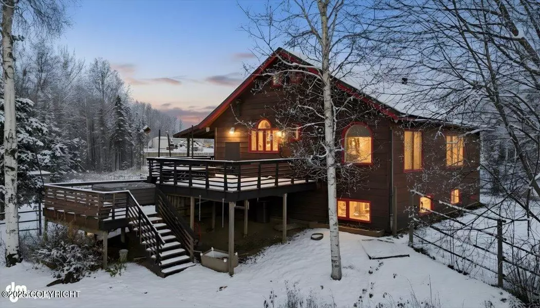 7228 W Sunrise DR, Wasilla, AK 99623