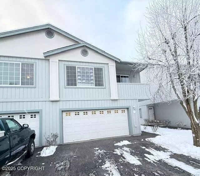 5554 Sapphire LOOP, Anchorage, AK 99504