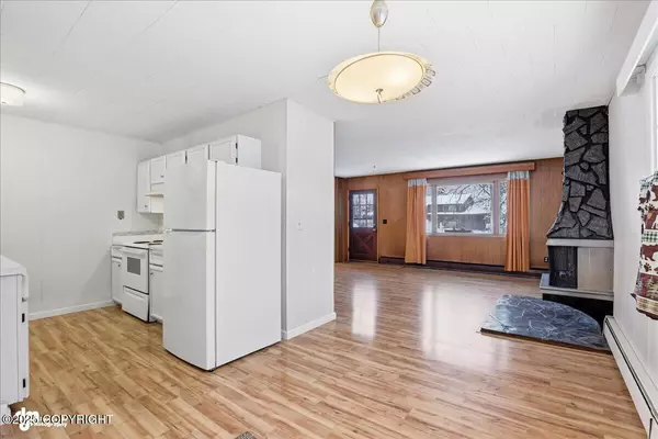 Anchorage, AK 99508,1256 Redwood CT