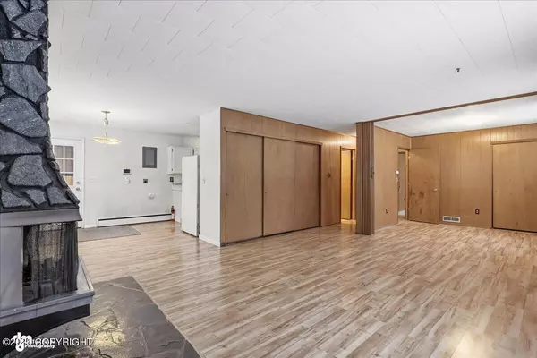 Anchorage, AK 99508,1256 Redwood CT