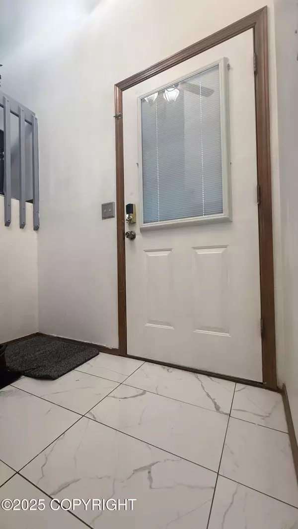 Anchorage, AK 99504,4109 Mclean PL