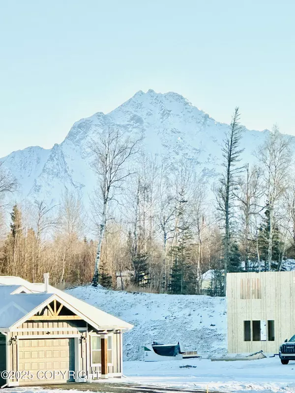 Palmer, AK 99645,2564 N Midland AVE