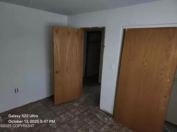 Barrow, AK 99723,7241 Karluk ST