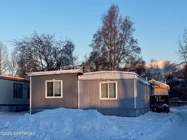 9499 Brayton DR 152, Anchorage, AK 99507