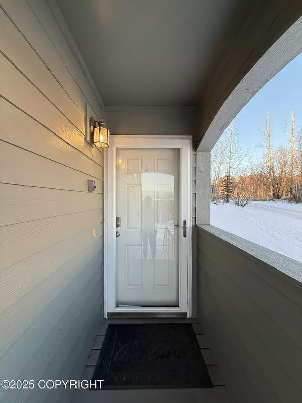 Wasilla, AK 99654,6160 S Clearview LOOP