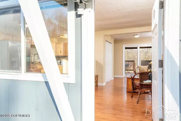 Anchorage, AK 99516,11225 Willene DR #B