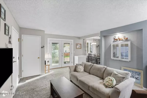 3605 Oregon DR #7, Anchorage, AK 99517