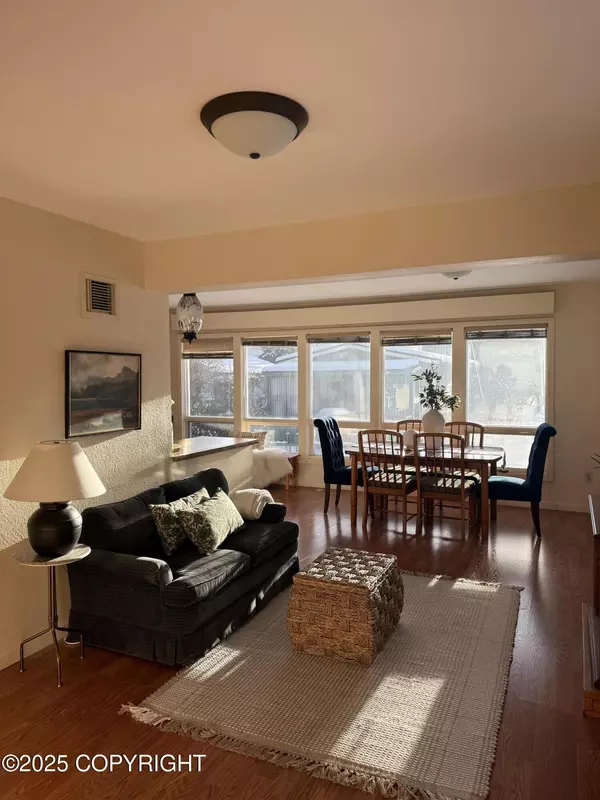 1003 D ST, Anchorage, AK 99501