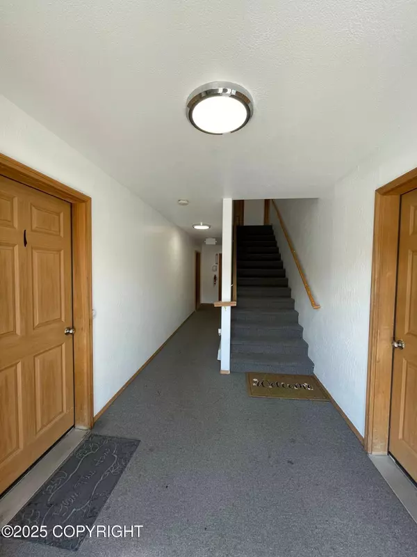 Wasilla, AK 99654,2060 N Lucille ST #3