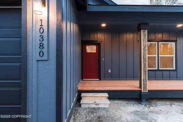 Palmer, AK 99645,10380 E Heartland LOOP