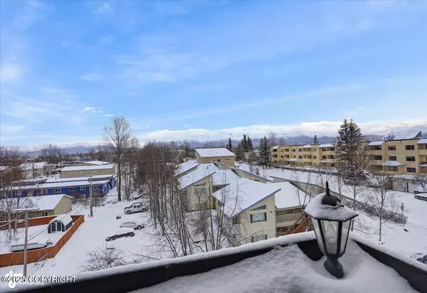 Anchorage, AK 99501,1170 Denali D433