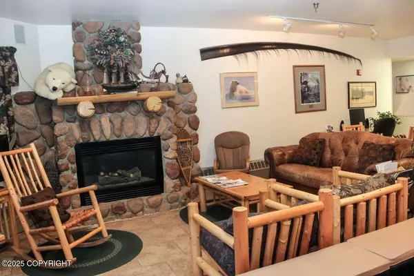 Barrow, AK 99723,1752 Ahkovak ST