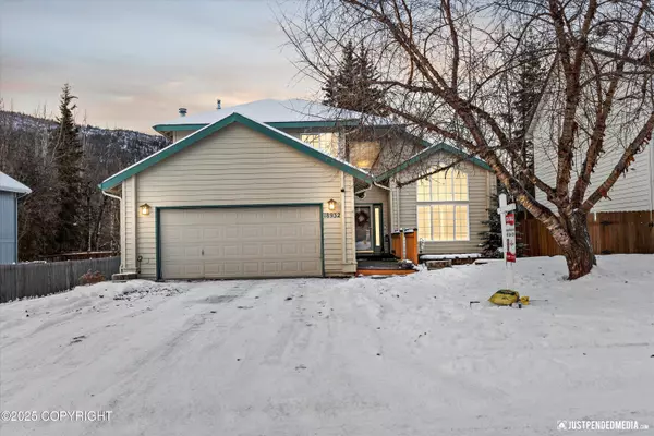 18932 Mountain Point DR, Eagle River, AK 99577