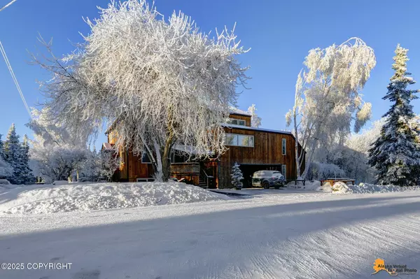 211 W Manor AVE, Anchorage, AK 99501