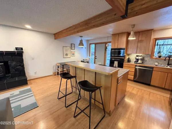 Anchorage, AK 99504,3815 Apollo DR