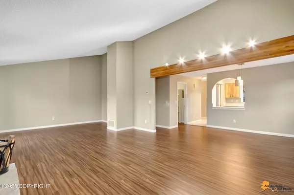 Anchorage, AK 99517,3430 Wiley Post LOOP