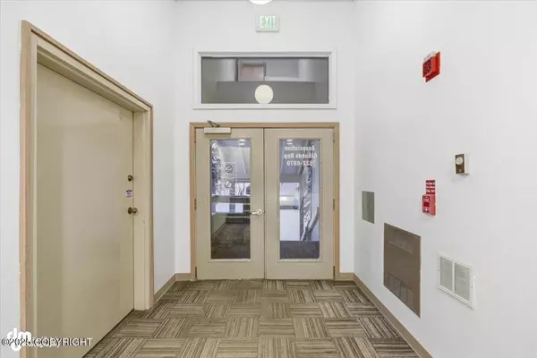 Anchorage, AK 99507,9725 Independence DR A104