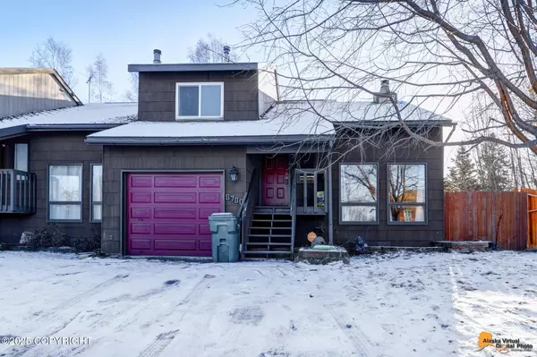 8780 Beachwood CIR, Anchorage, AK 99502