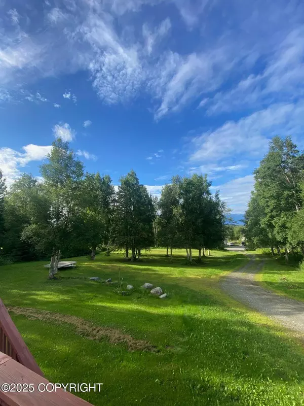 Palmer, AK 99645,16105 E Huntley RD