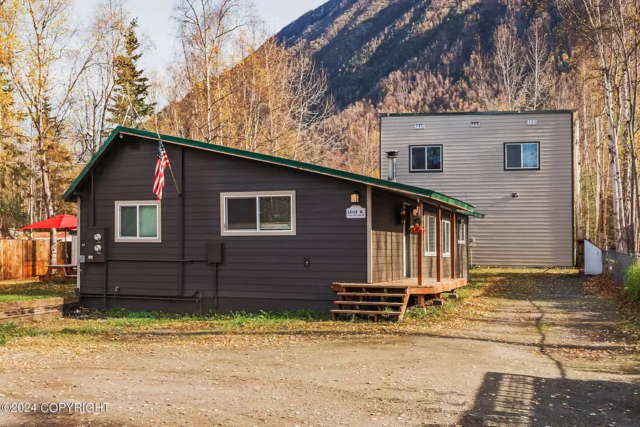 21437 Settlers DR, Chugiak, AK 99567