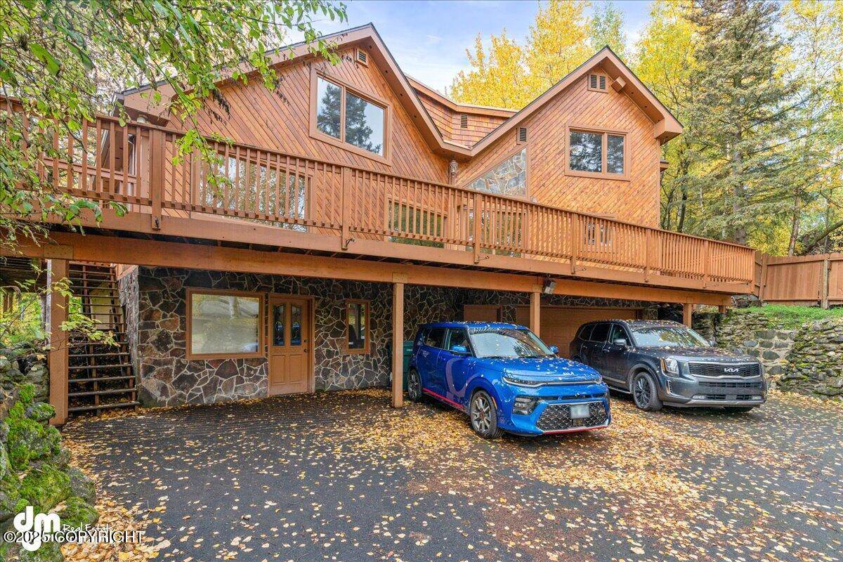 7634 Wandering DR, Anchorage, AK 99502