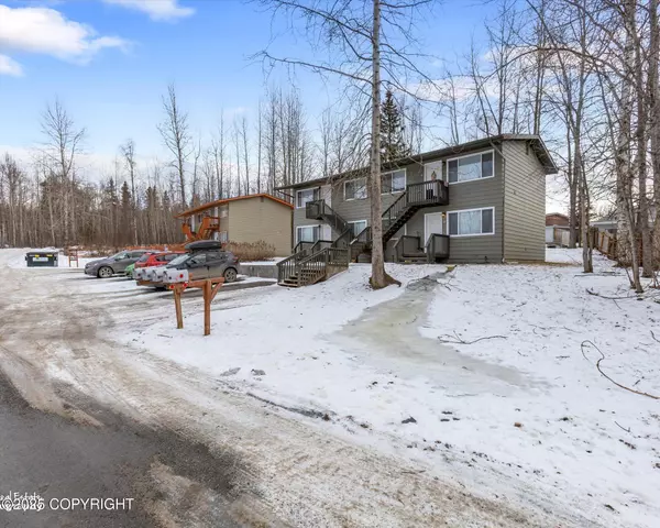 Anchorage, AK 99504,8620 Kluane DR